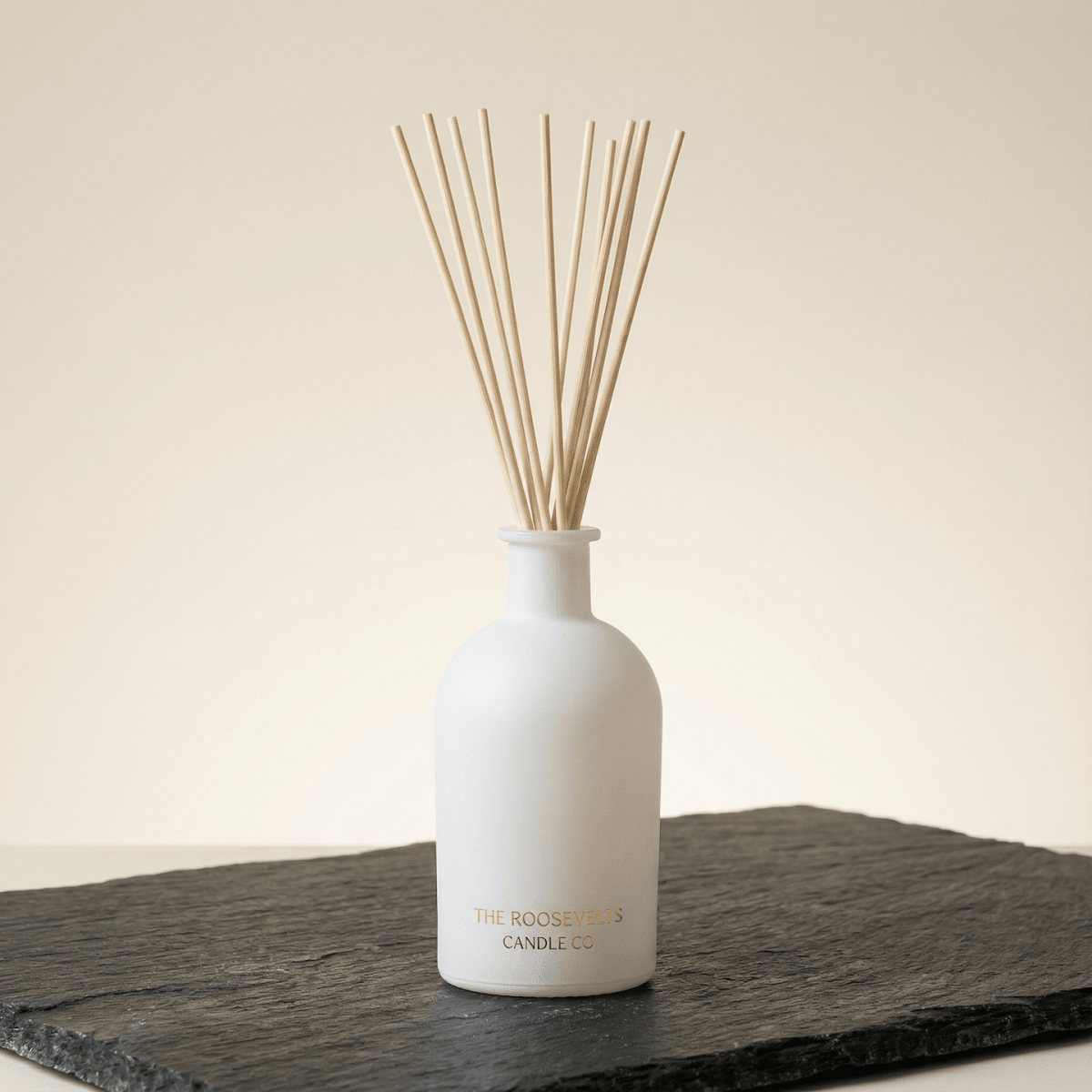 Muir Woods reed diffuser with natural reeds